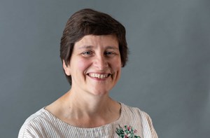 Lorraine Wapling, Trustee