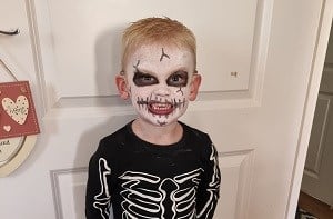 Kenzie (4) dressed as a skeleton