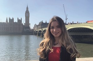 Hannah Fisher in front of Big Ben in London